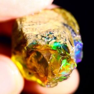 45 CTs  Ethiopian Crystal Rough Specimen Rough